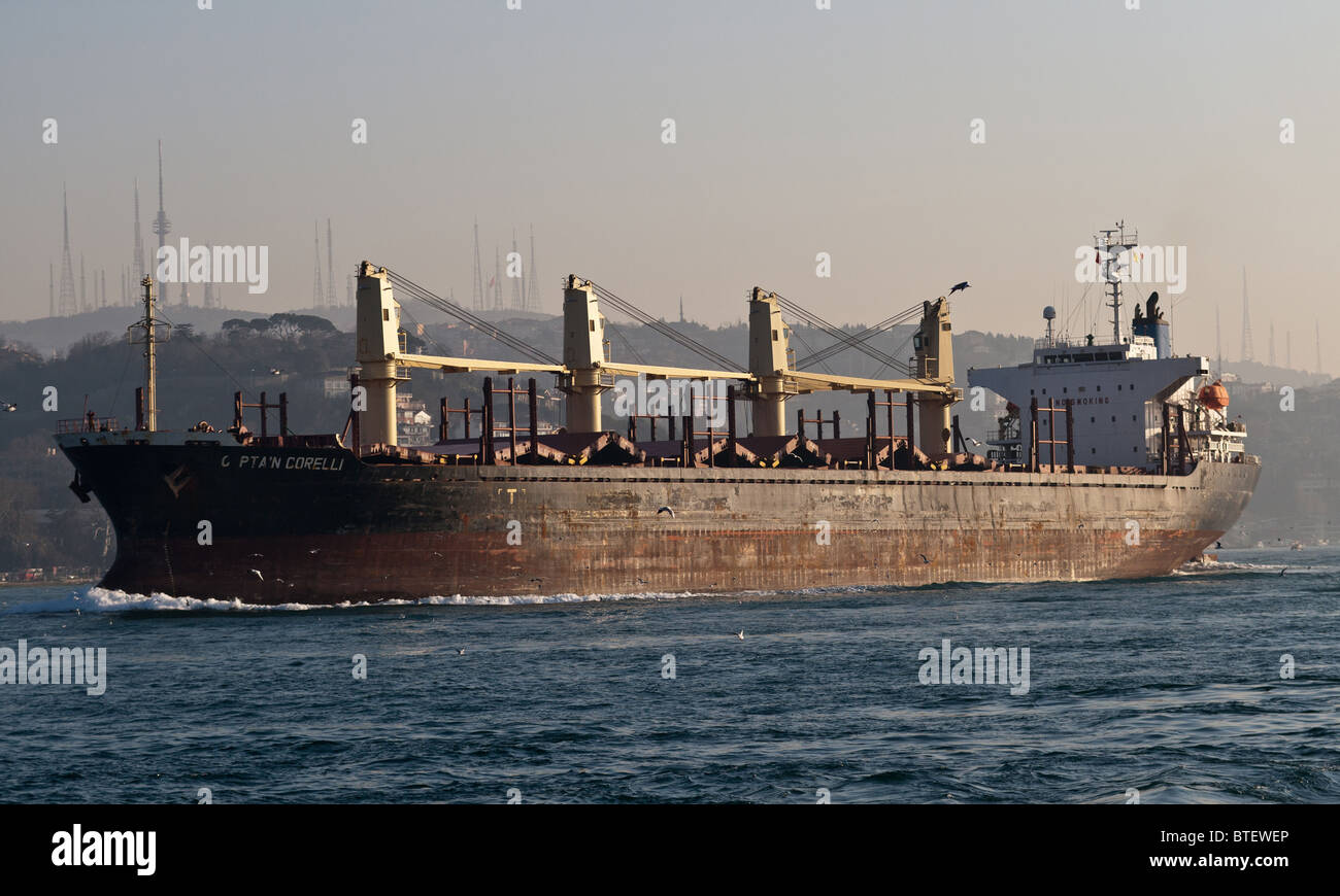 Freight cargo carrier hi-res stock photography and images - Alamy
