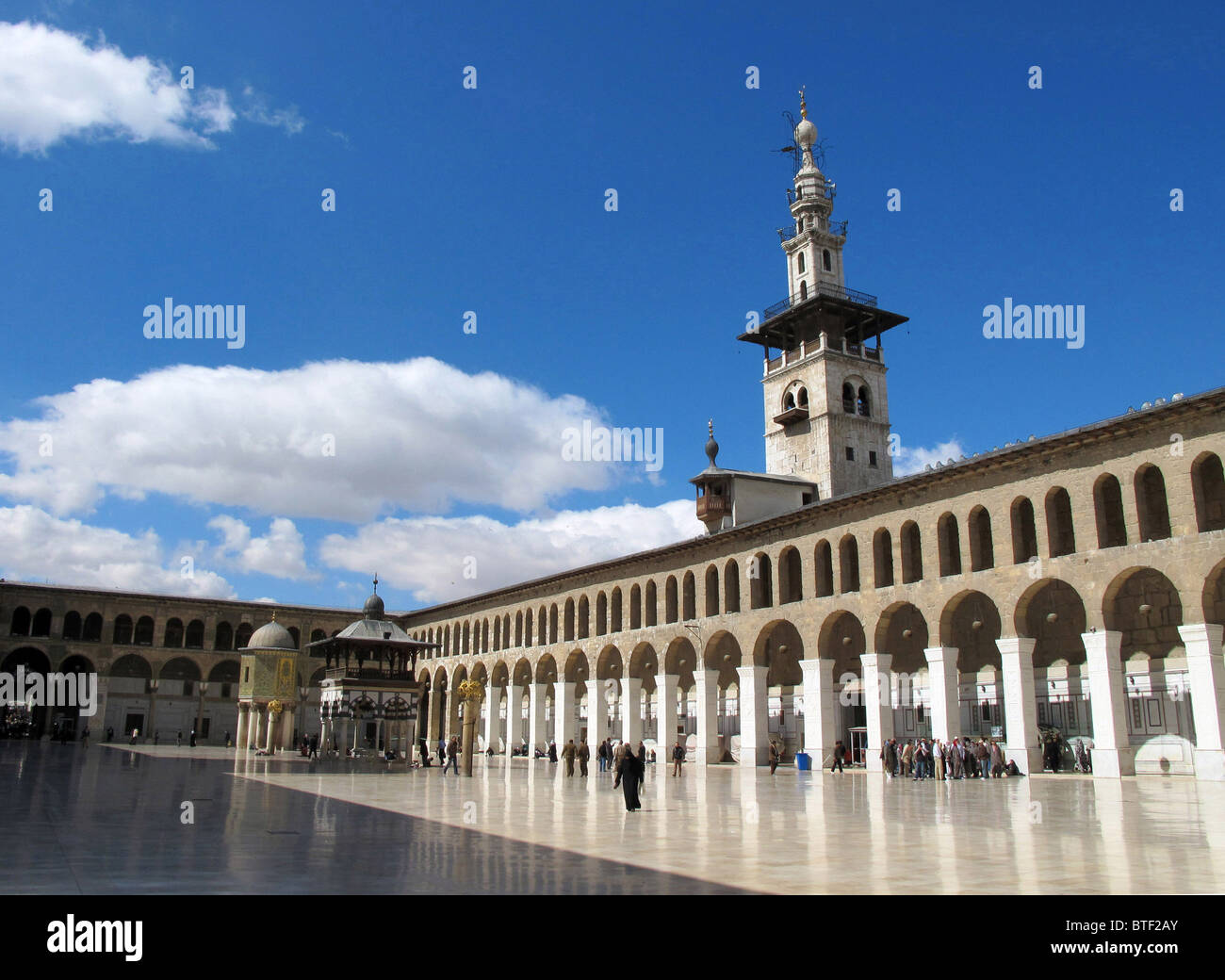 The courtyard of the Great Umayyad Mosque Damascus Syria Stock Photo
