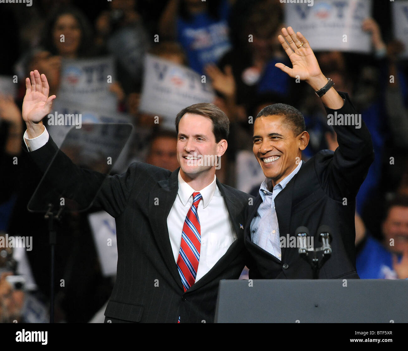 President Barack Obama shows his support for Congressman Jim Himes during a rally for Connecticut Democratic Candidates in CT Stock Photo