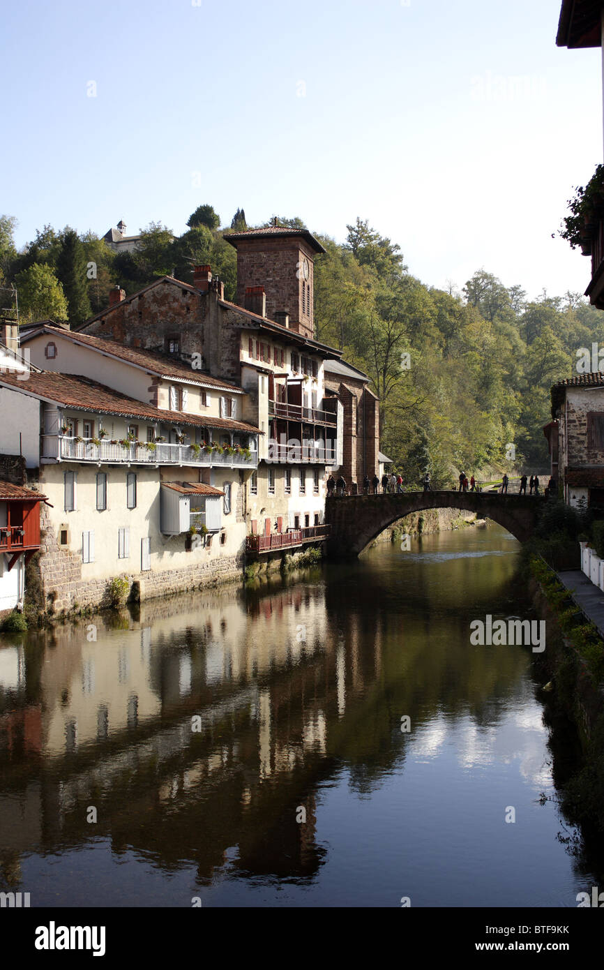 Port Basque Little bridge on the river, Saint Jean Pied de Port, basque country ...
