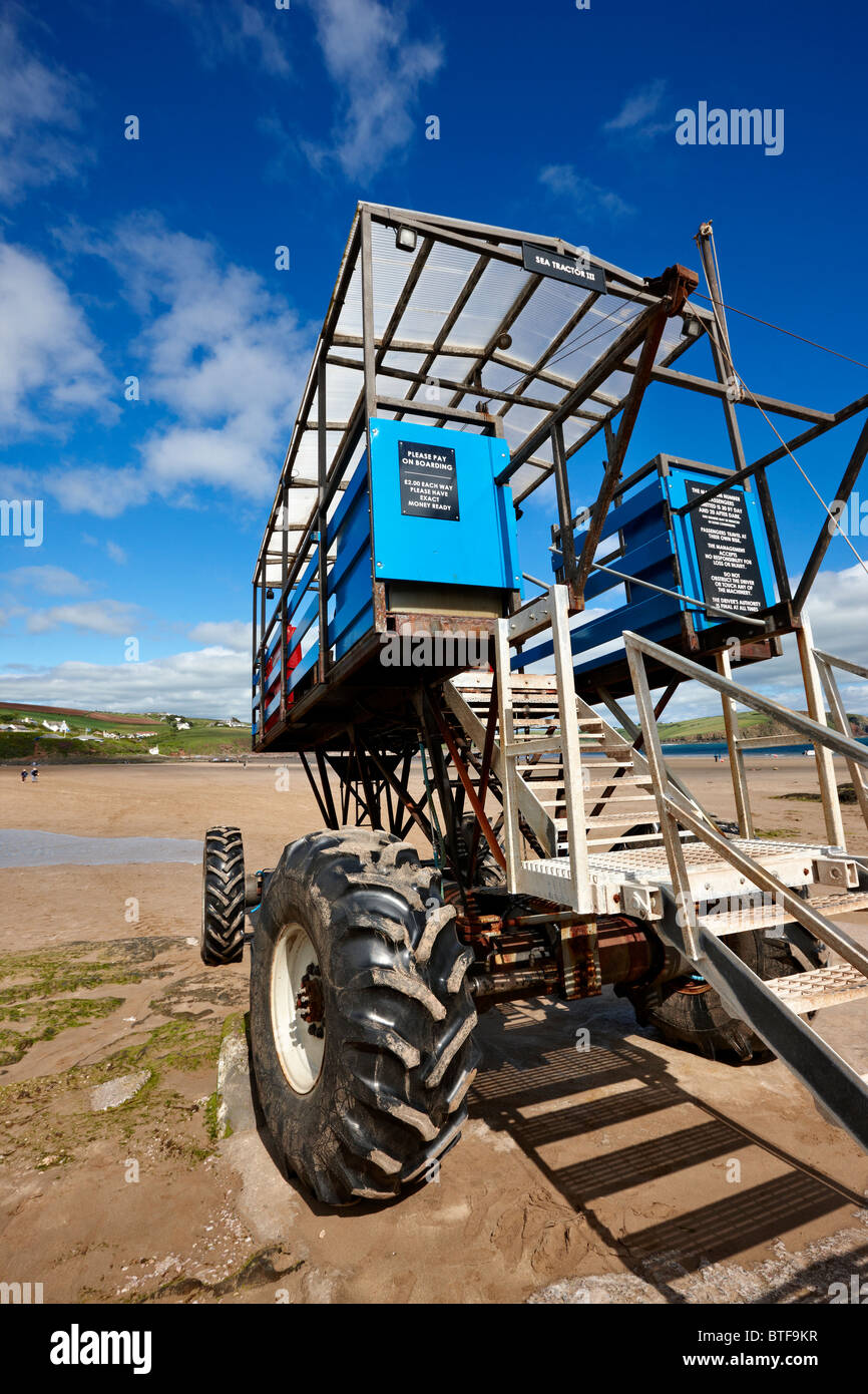 Sea tractor for transporting people between Burgh Island and Bigbury on sea, Devon Stock Photo