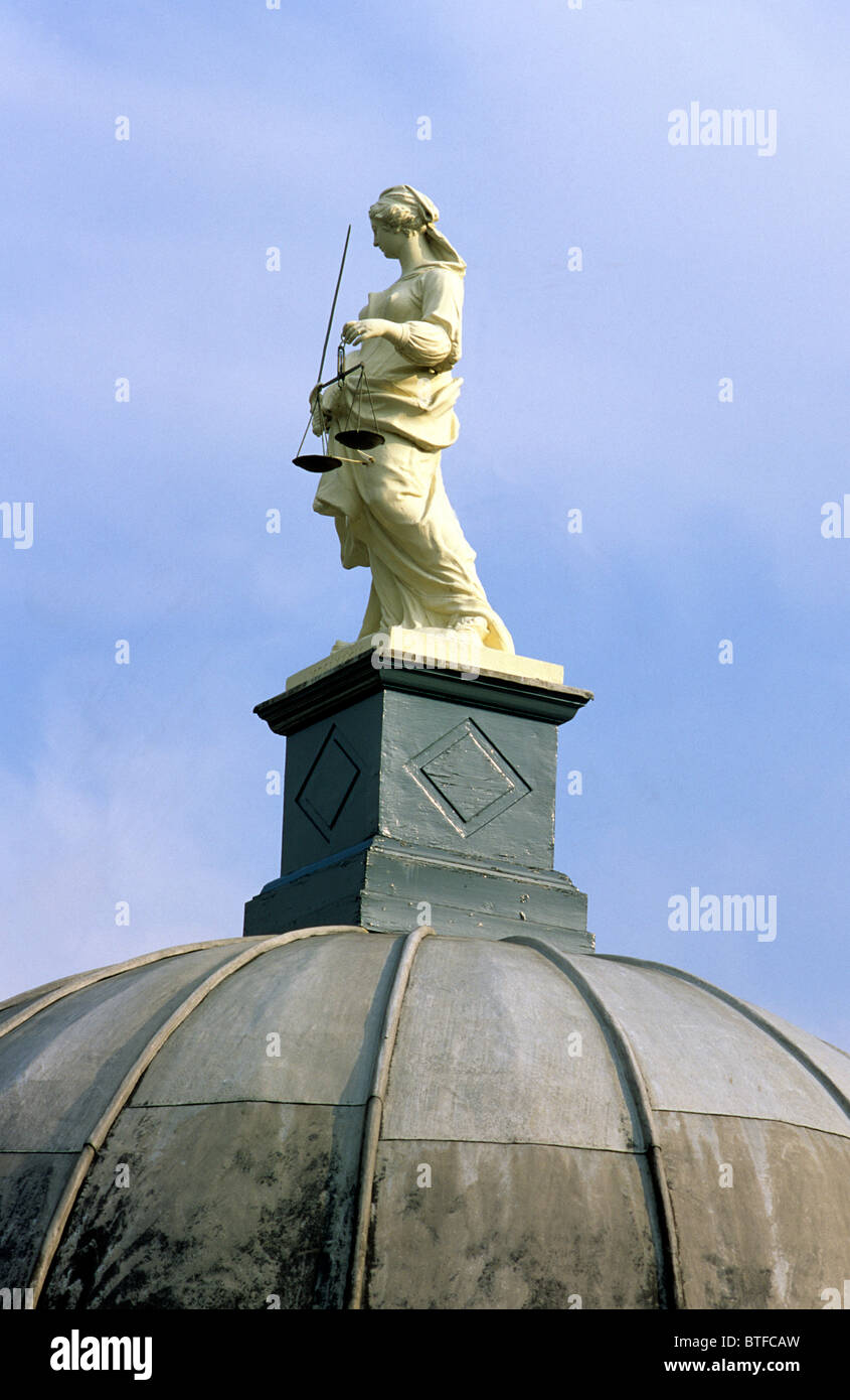 Bungay Suffolk, Statue of Justice, Butter Market Cross England UK