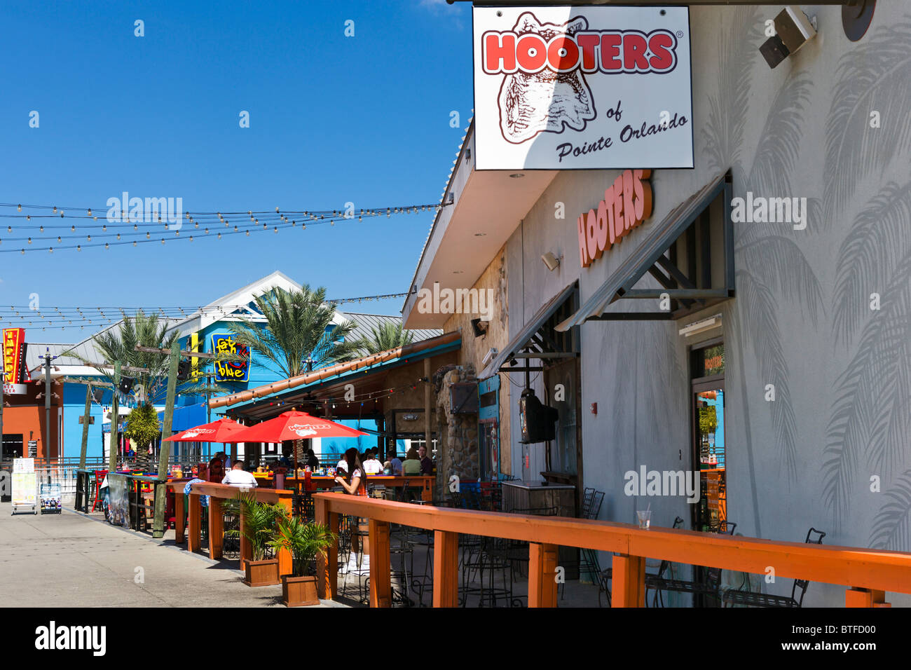 Hooters restaurant and bar, Pointe Orlando, International Drive, Orlando, Central Florida, USA Stock Photo