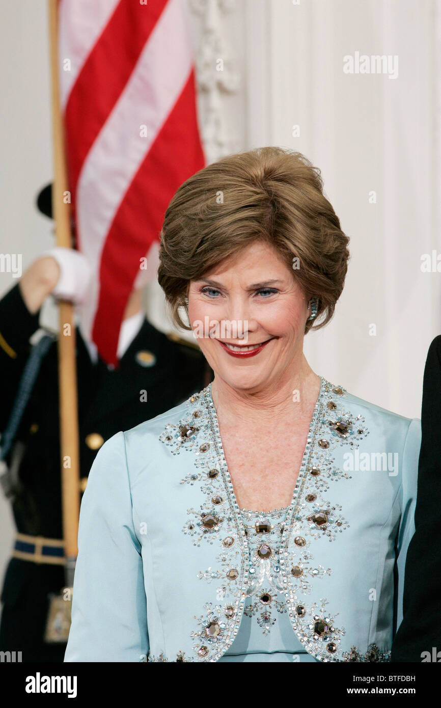 First Lady Laura Bush Hi res Stock Photography And Images Alamy
