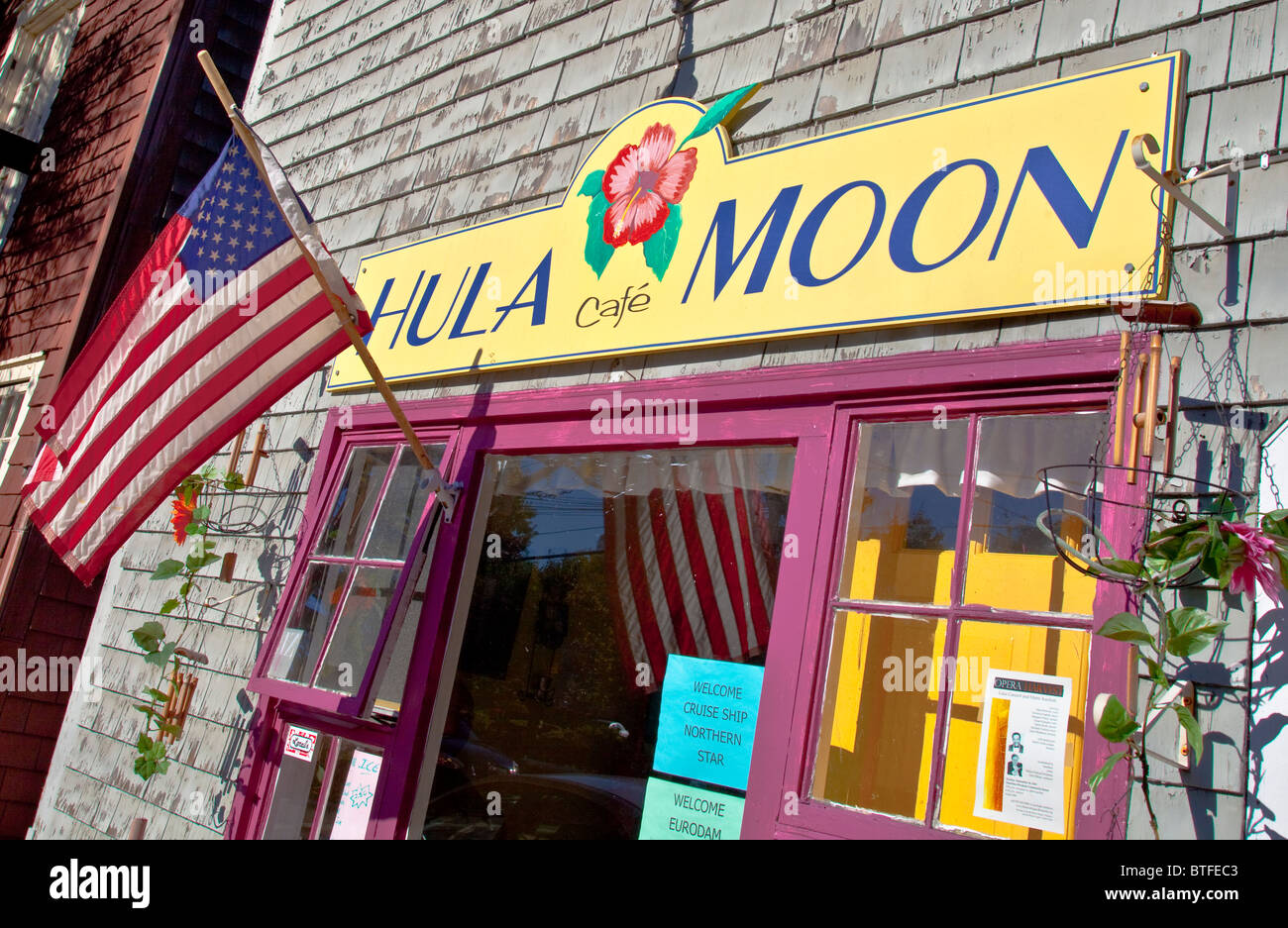 Moon Restaurant High Resolution Stock Photography And Images Alamy Moon Restaurant High Resolution Stock Photography And Images Alamy