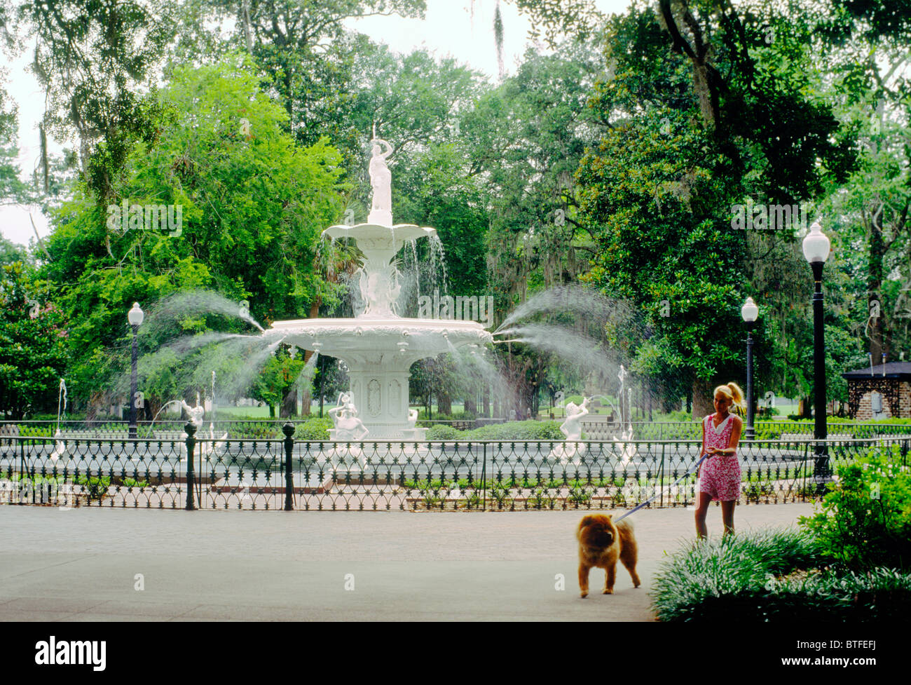 Fountain in centre of Forsyth Park in Savannah, Georgia, USA Stock Photo