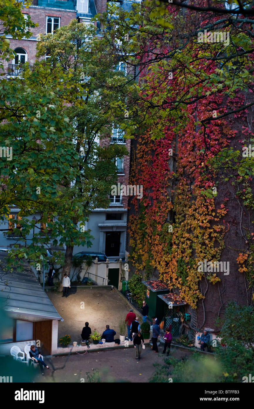 Paris, France, Urban park Scene, People in Montmartre District, Autumn, Fall Season Scenic, ville de paris nature Stock Photo