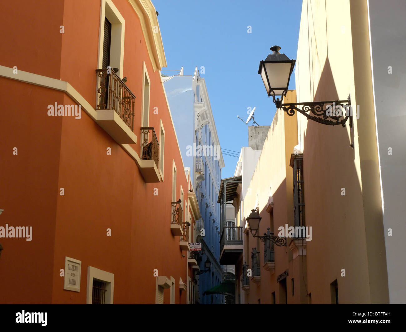 Old san juan buildings puerto rico hi-res stock photography and images ...