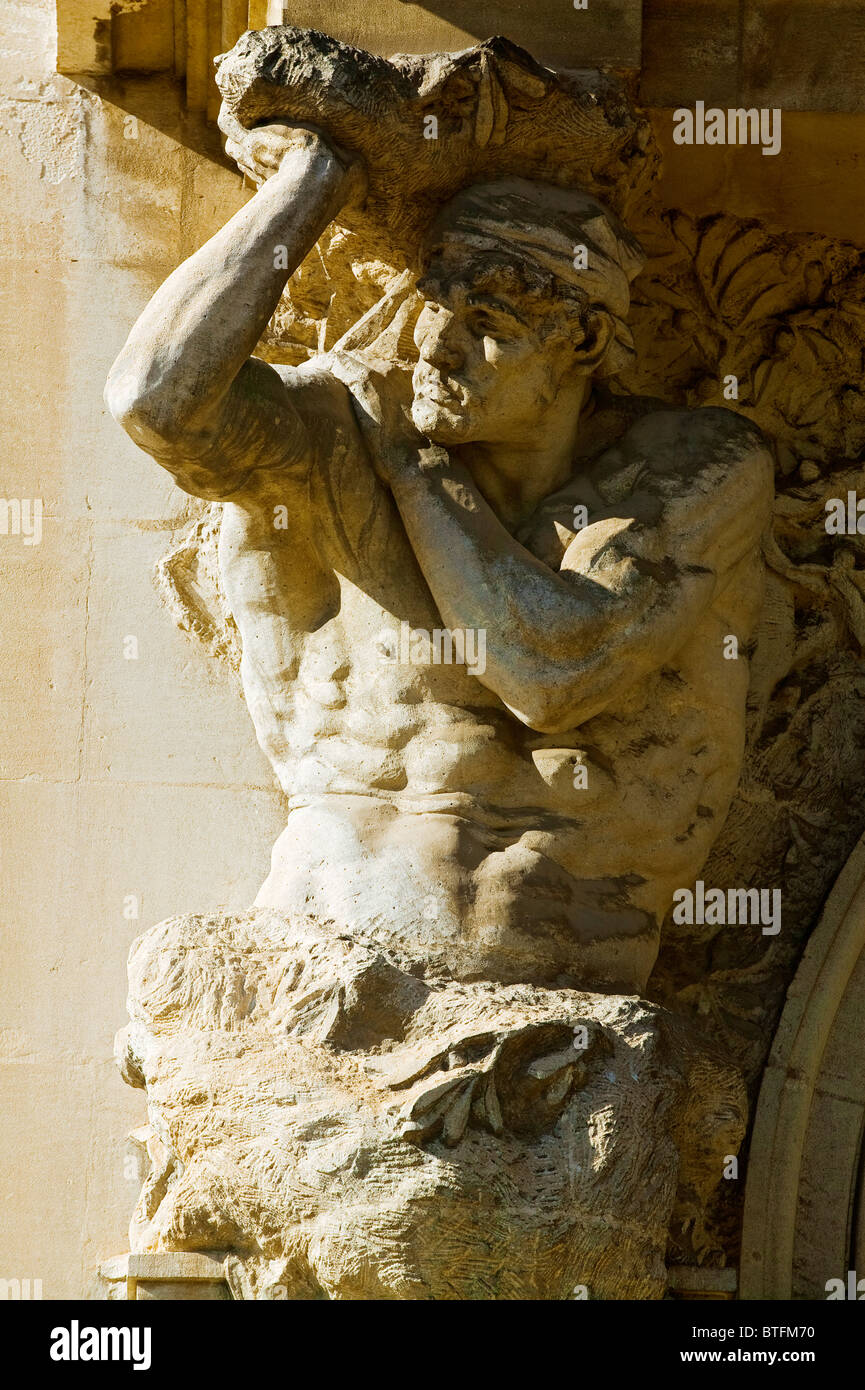 Atlantes statues hi-res stock photography and images - Alamy