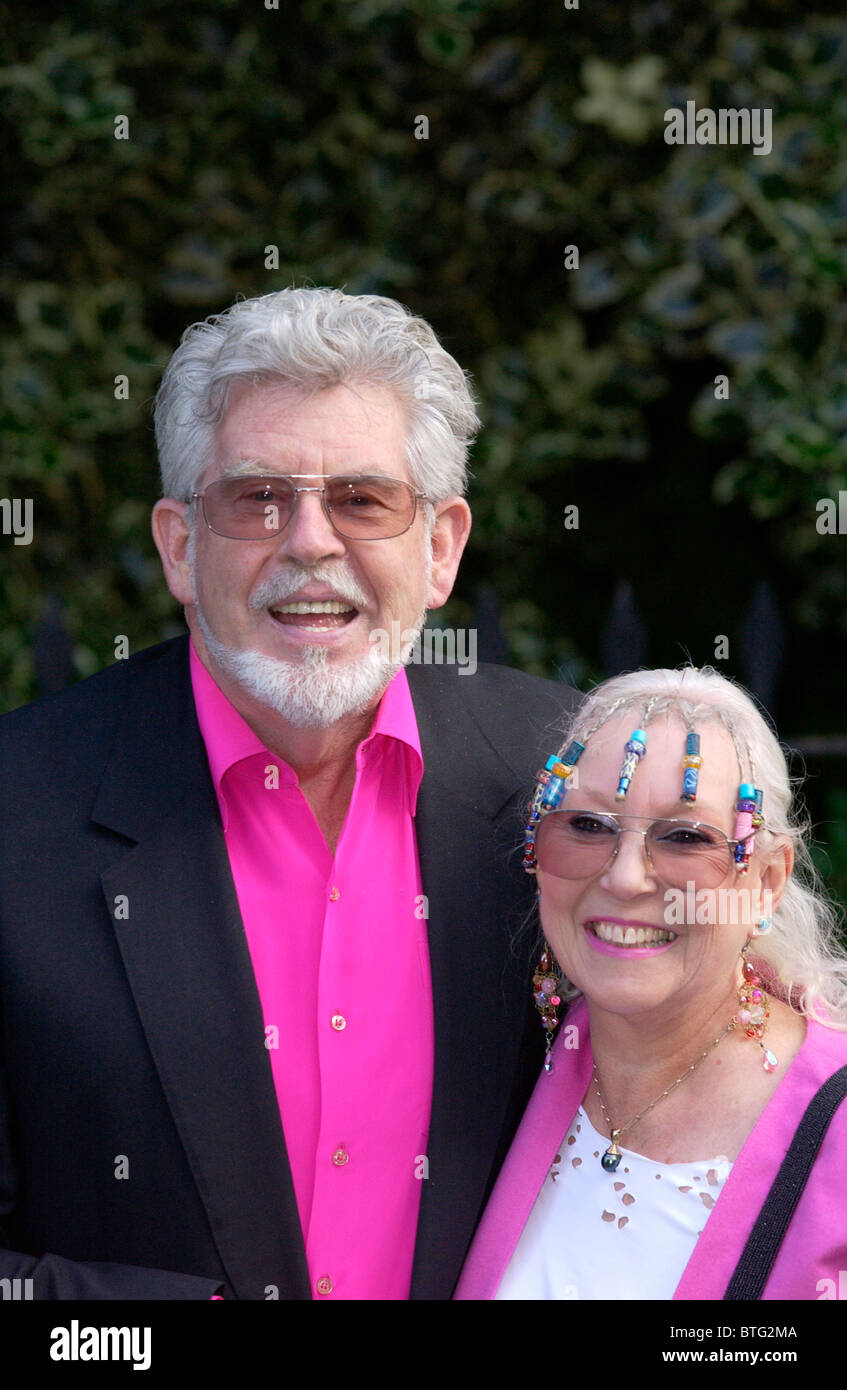 Rolf harris and his wife alwen hi-res stock photography and images - Alamy