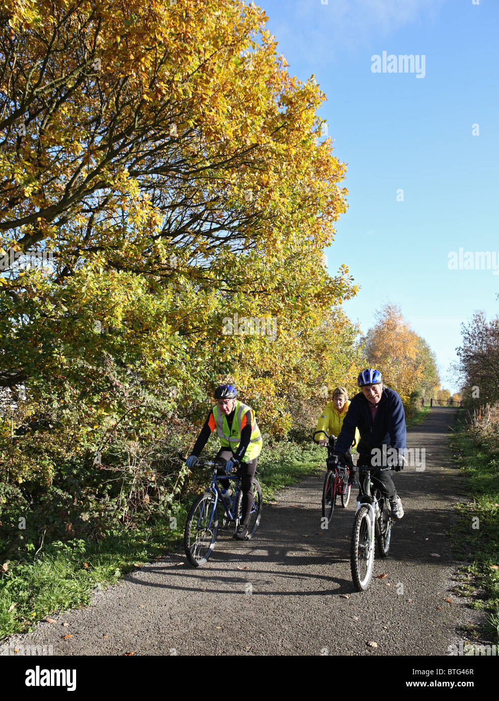 Female British Cyclists Stock Photos & Female British Cyclists Stock
