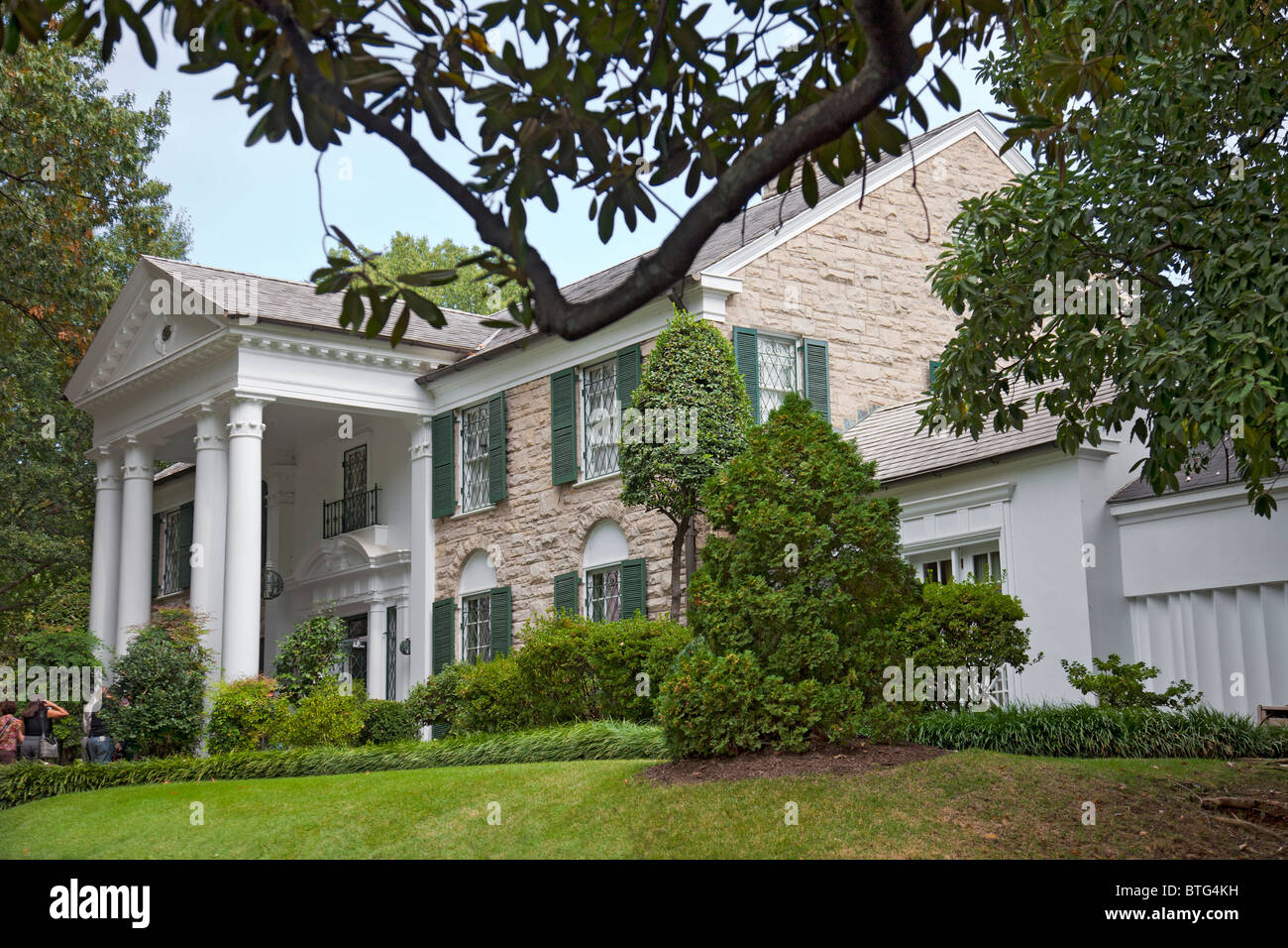 Exterior of Graceland, Elvis Presley's mansion in Memphis, Tennessee, USA Stock Photo
