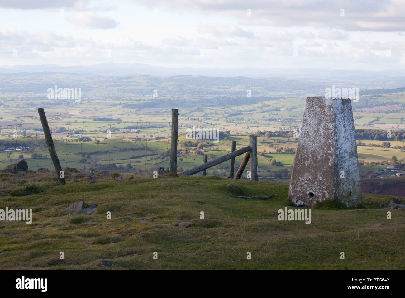 The summit of Corndon Hill near Bishop's Castle, Shropshire, in the Shropshire Hills Area of Outstanding Natural Beauty, England Stock Photo