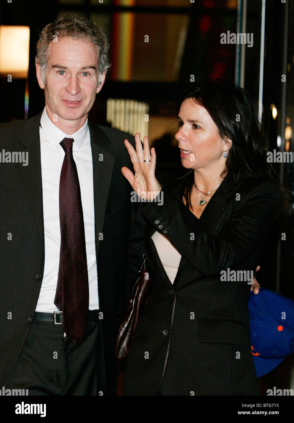John mcenroe and his wife hi-res stock photography and images - Alamy