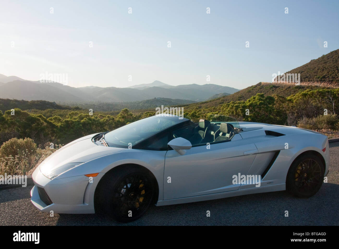 Download Side View Of Lamborghini S Gallardo Spyder Stock Photo Alamy