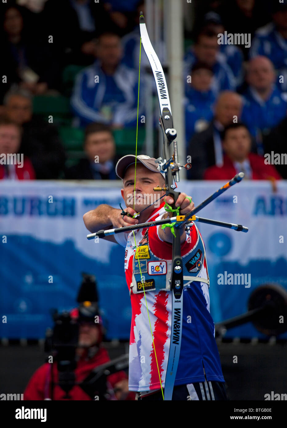 Alan Wills Uk Archer with recurve bow Archery World Cup event, Edinburgh, Scotland UK, Europe Stock Photo