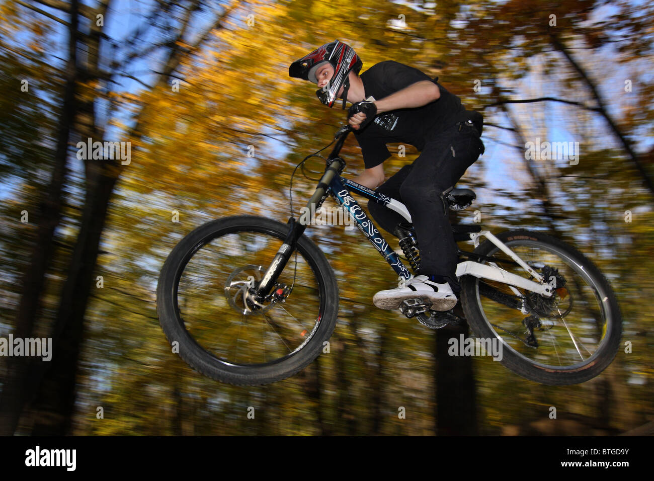 Mountain Bike Dirt Jump Stock Photo Alamy