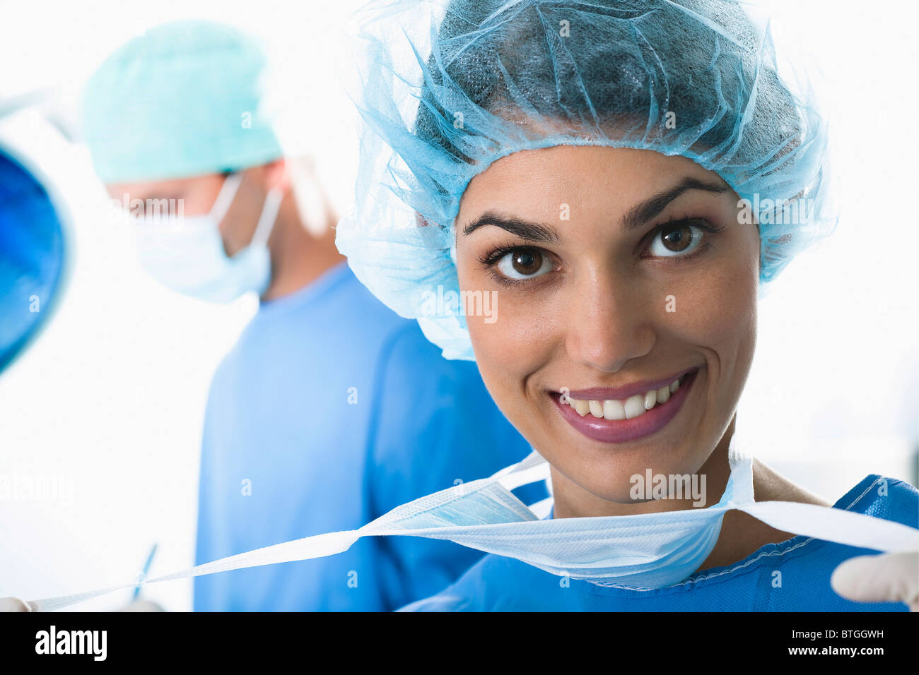 Medical personnel in operating room Stock Photo - Alamy