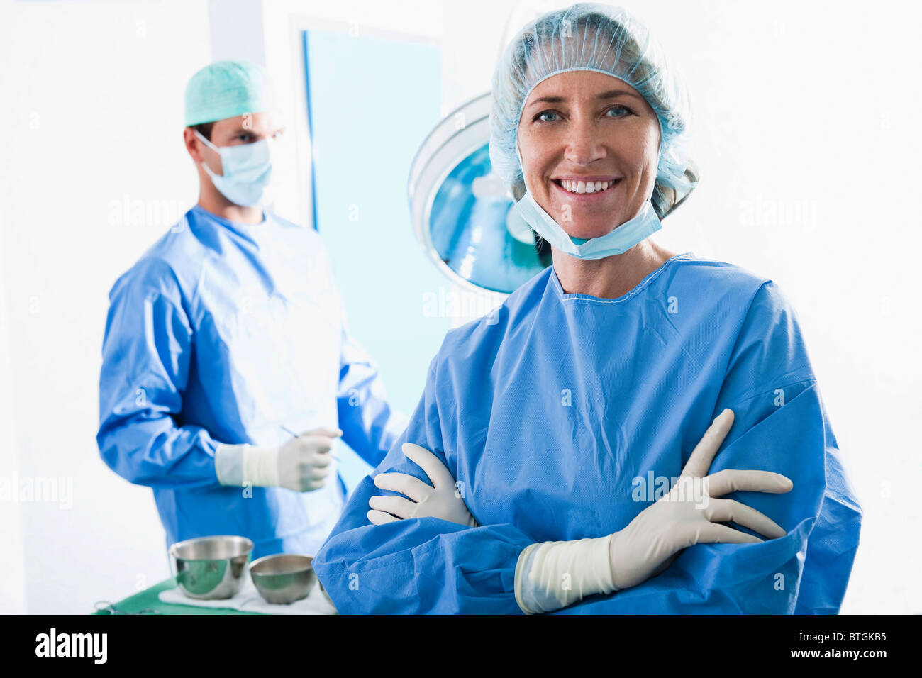 Medical personnel in operating room Stock Photo - Alamy