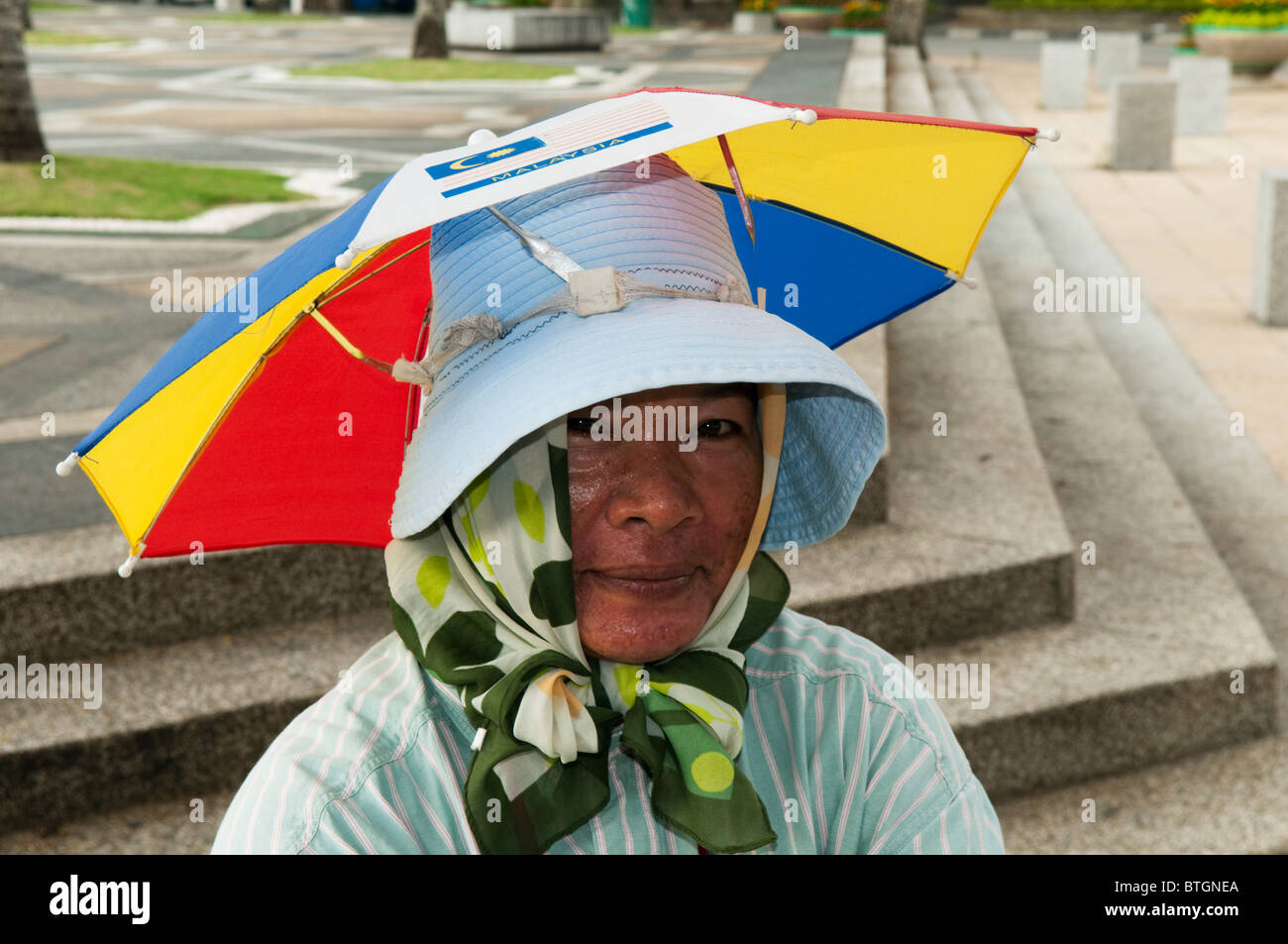 Funny umbrella hi-res stock photography and images - Alamy