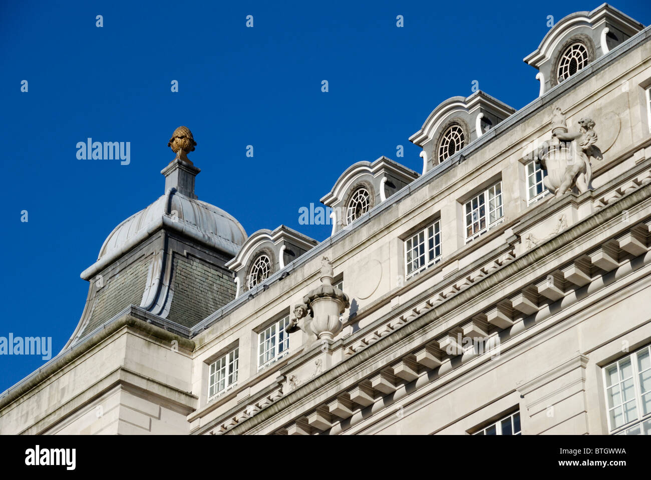 Close-up of ornate stone building in Piccadilly, London, England Stock Photo