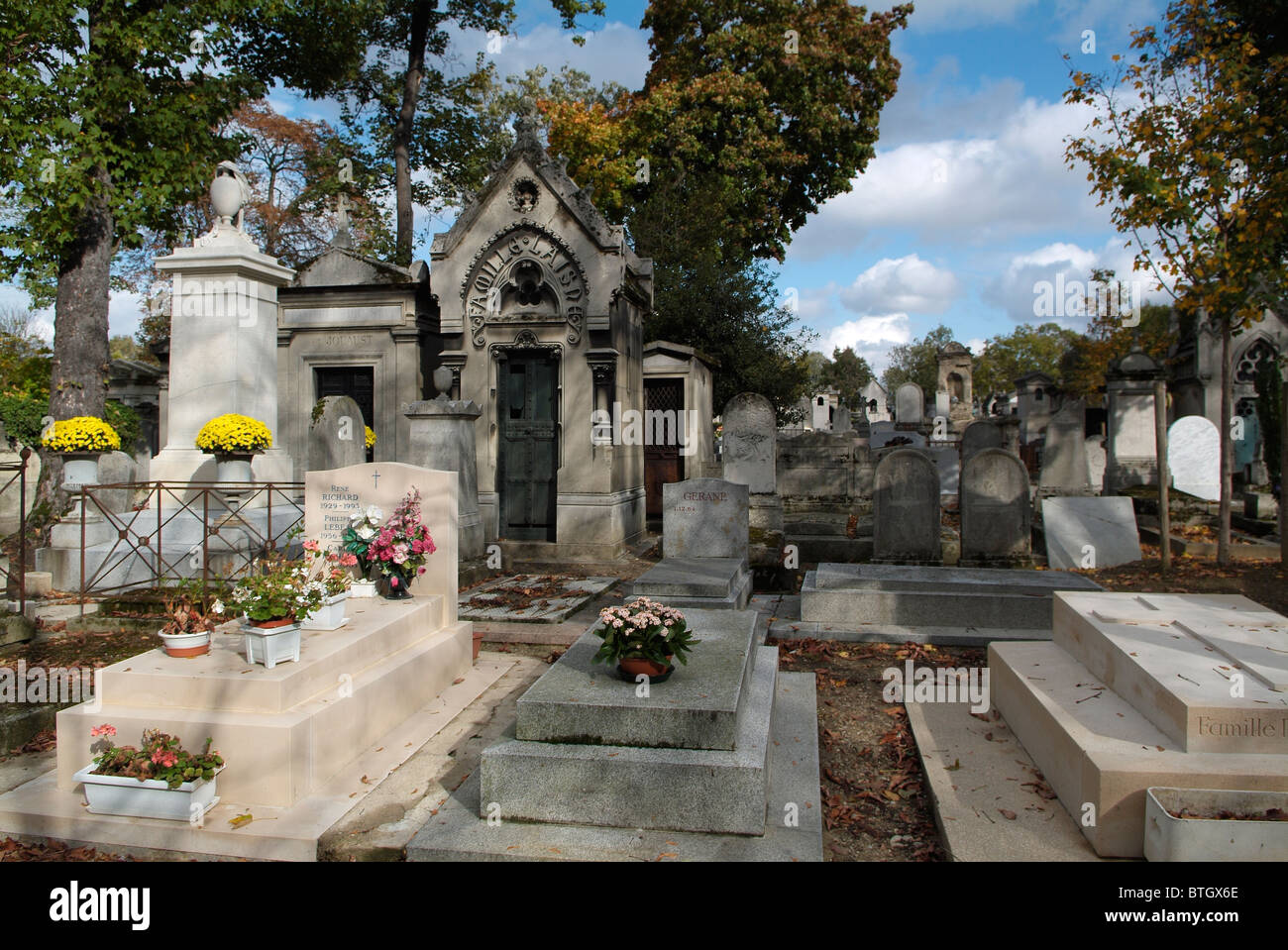 Cimetière du Père-Lachaise (Father Lachaise Cemetery), Paris, Capital of France Stock Photo