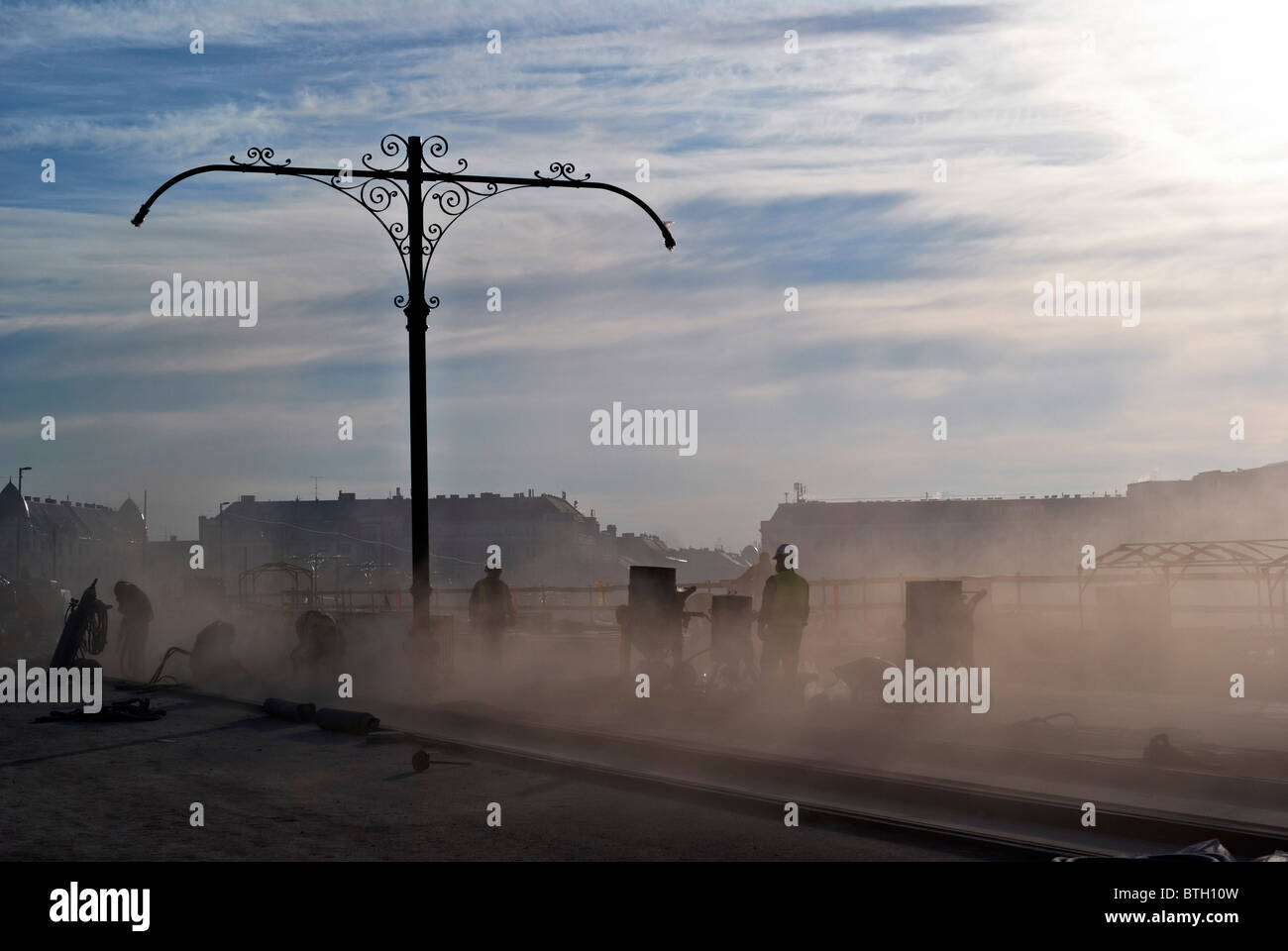 Margaret bridge budapest tram hi-res stock photography and images - Alamy