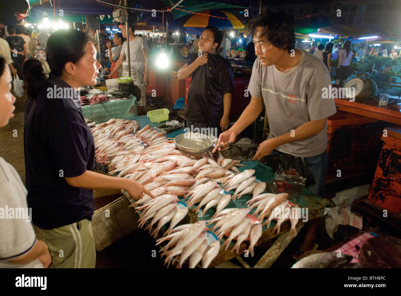 Filipino street market Kota Kinabalu Borneo Stock Photo Alamy