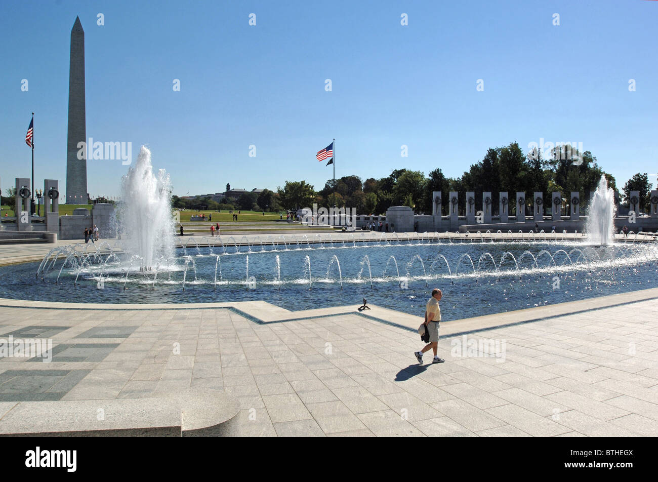 The World War II Memorial and the Washington Monument, Washington D.C., USA Stock Photo