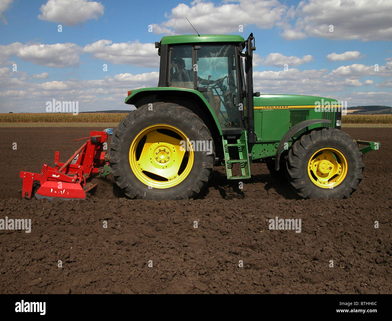 Land labor hi-res stock photography and images - Alamy