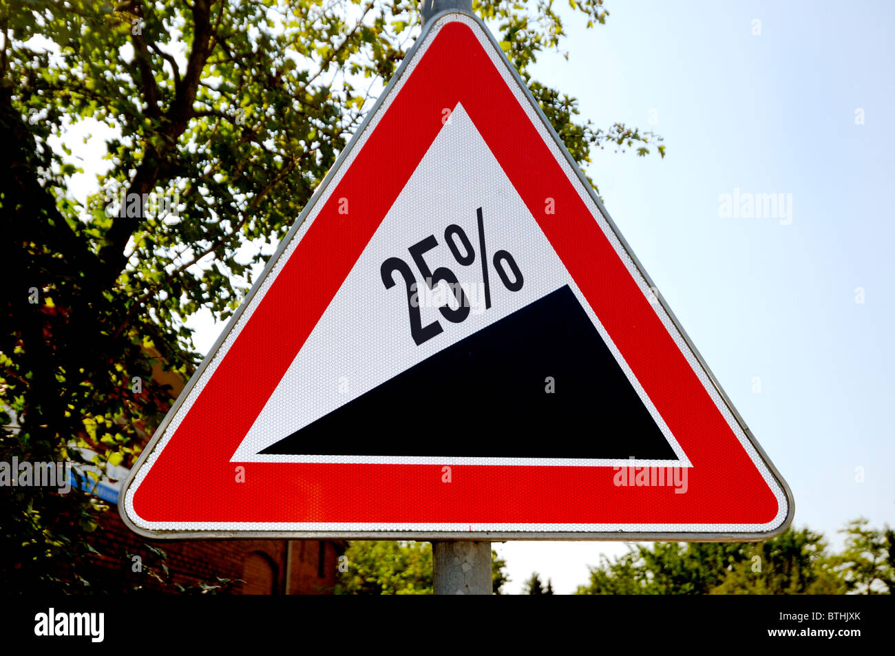 sign  slope with 25%, Symbolophoto sales tax increase Stock Photo