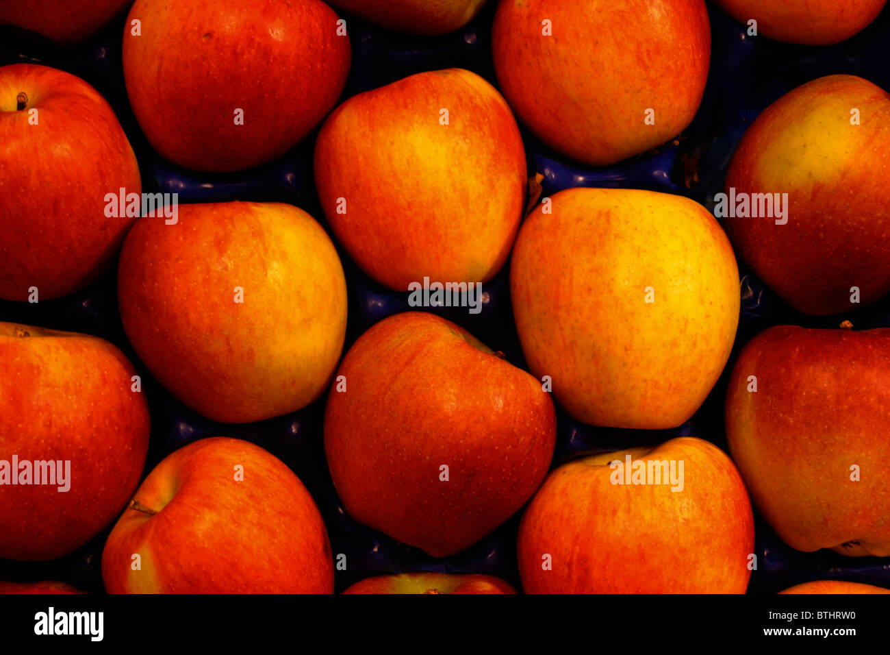 Simply red hi-res stock photography and images - Alamy