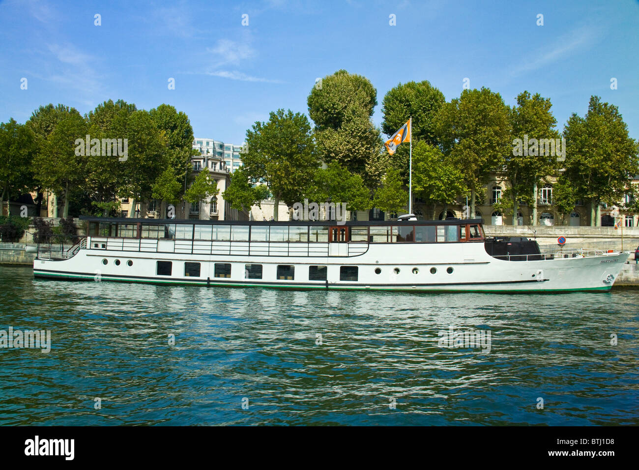Houseboat or Cruiser on the River Seine, Paris, France Stock Photo Alamy