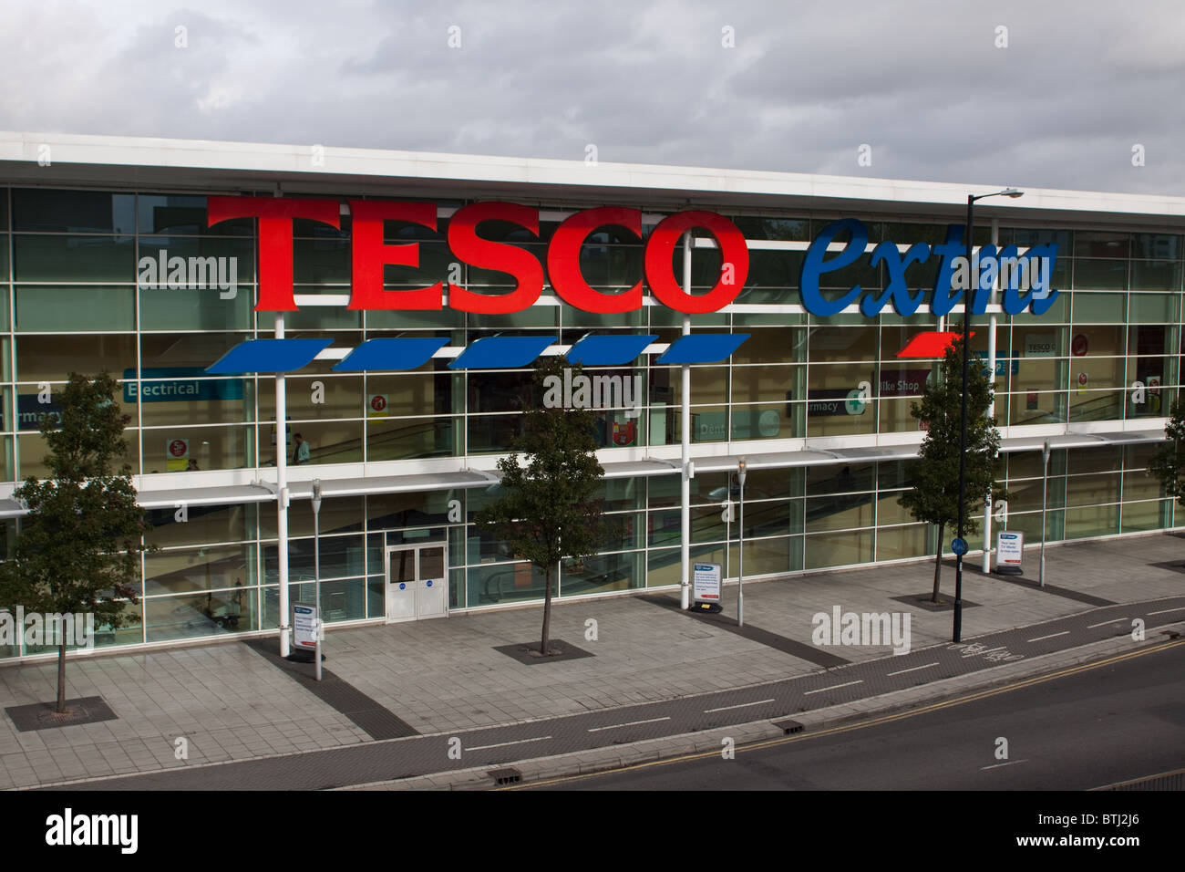 Slough tesco hires stock photography and images Alamy