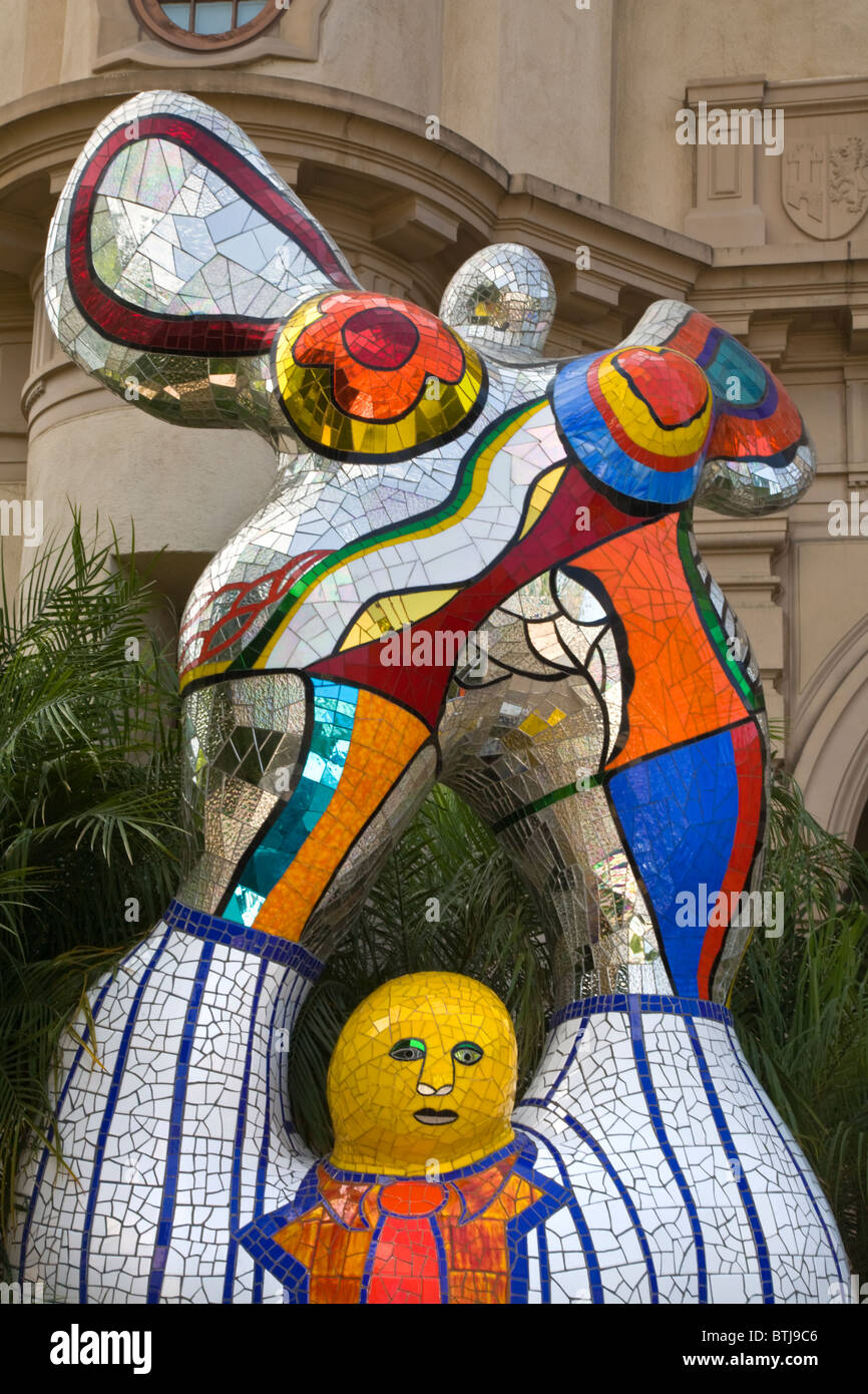 A sculpture in front of the MINGEI INTERNATIONAL MUSEUM is located in BALBOA PARK, SAN DIEGO, CALIFORNIA Stock Photo