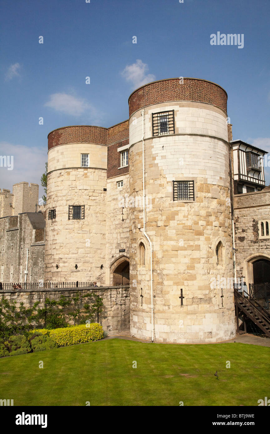 Main entrance (Byward Tower) to the Tower of London, London, England