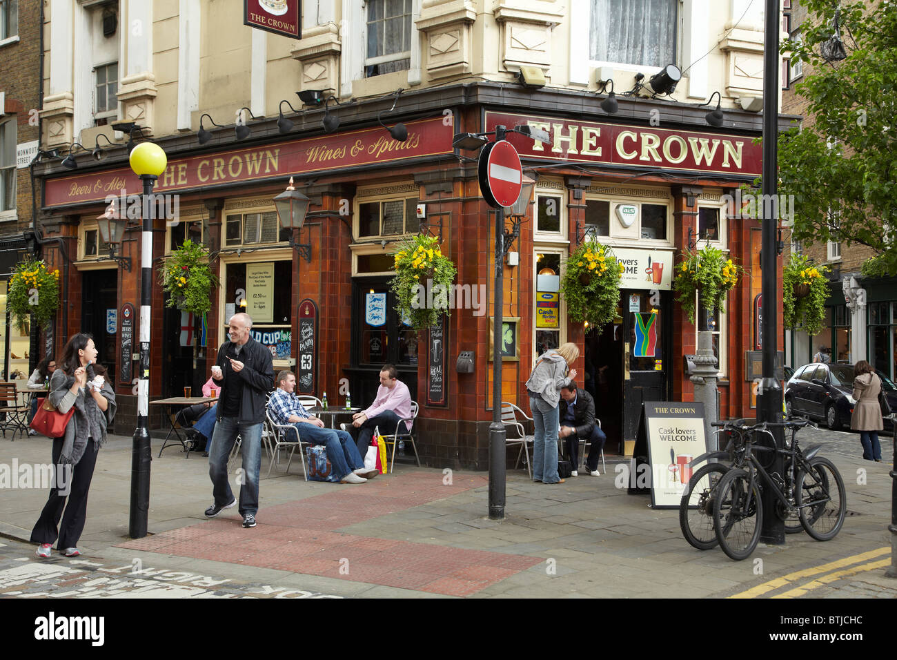 The Crown Pub, Seven Dials, Covent Garden, London, England, United Kingdom Stock Photo