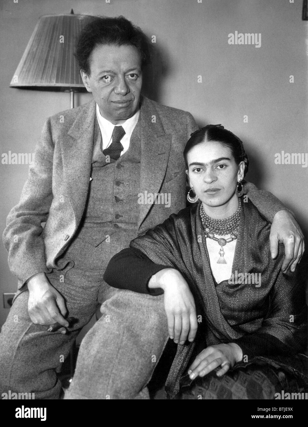 Frida kahlo diego rivera Black and White Stock Photos & Images - Alamy