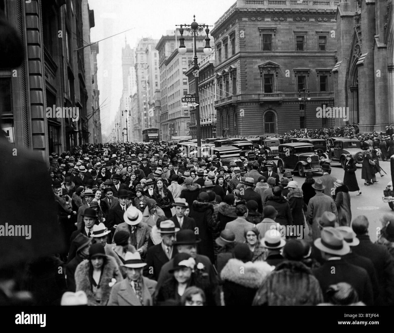 Easter Sunday on Fifth Avenue, New York City, March 26, 1932. CSU