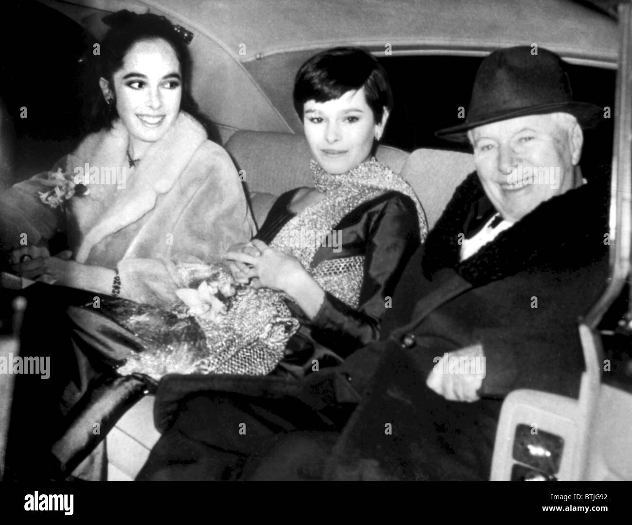 Charlie Chaplin with daughters, Josephine and Geraldine, 1/12/1967 Stock Photo