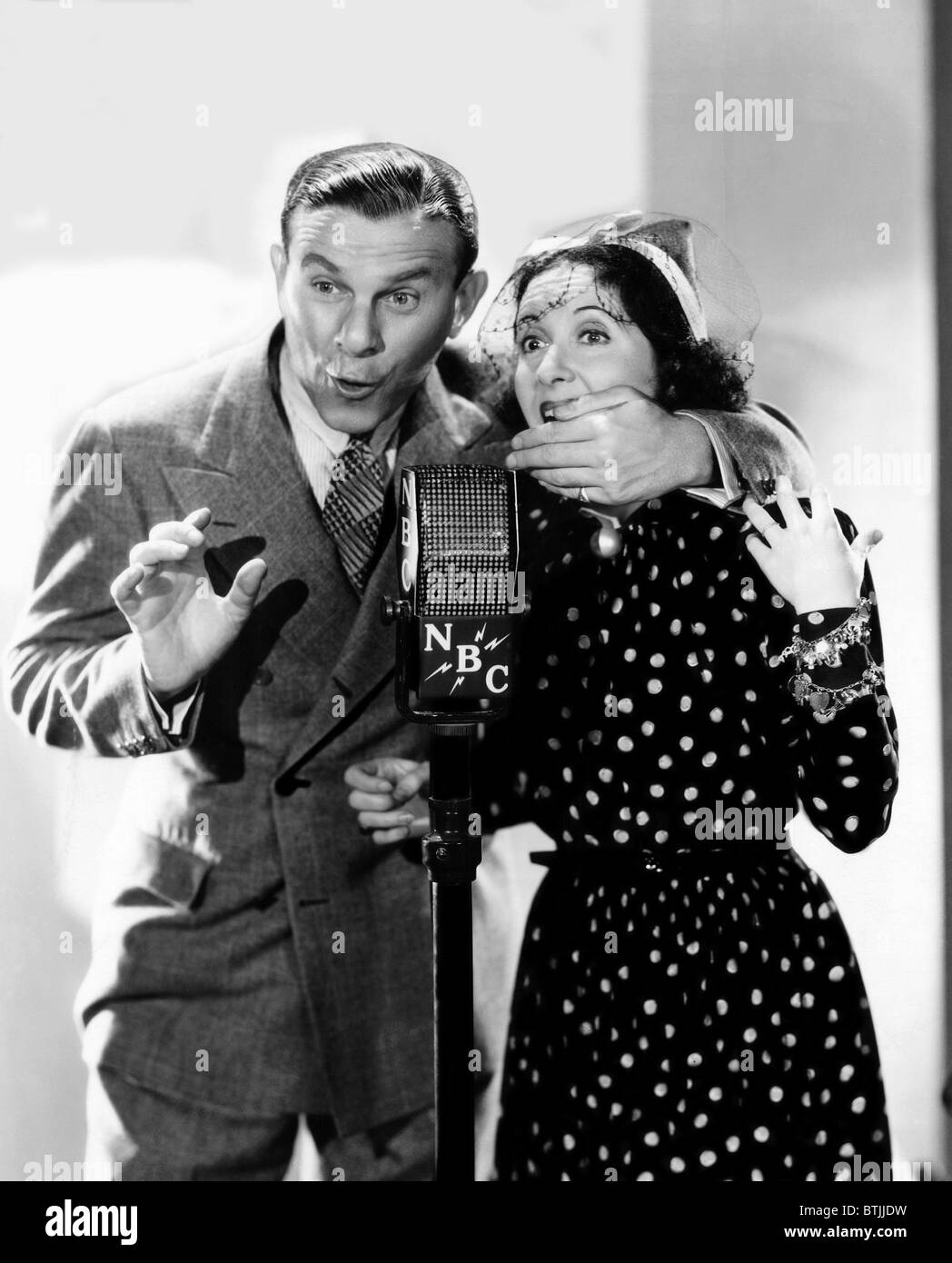 George burns gracie allen radio Black and White Stock Photos & Images