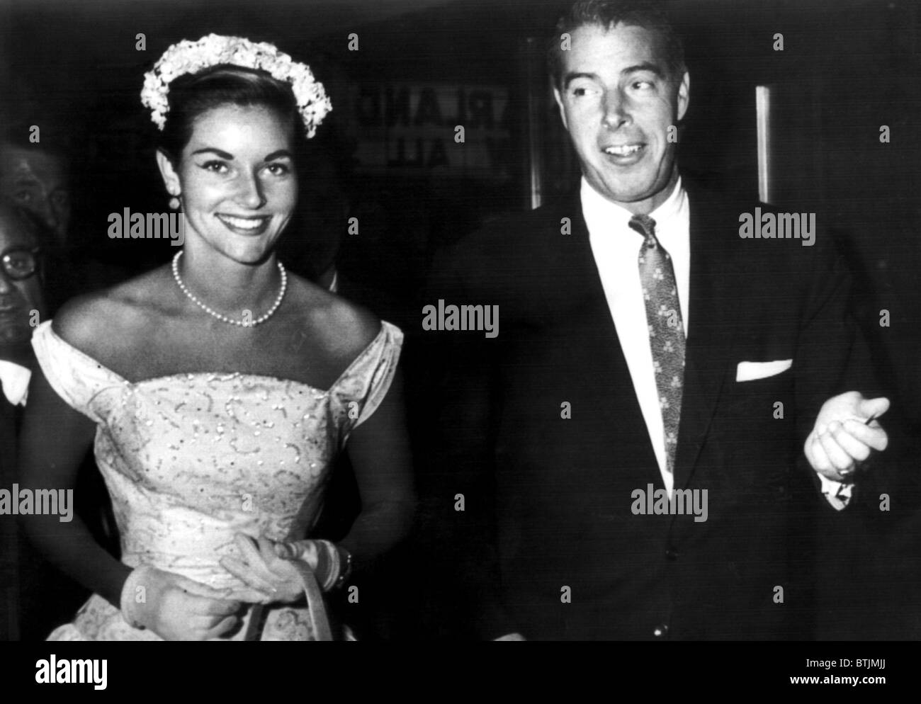 Lee Ann Meriwether, Miss America of 1954, and Joe DiMaggio attend the opening performance of Judy Garland's All-Star Variety Sho Stock Photo