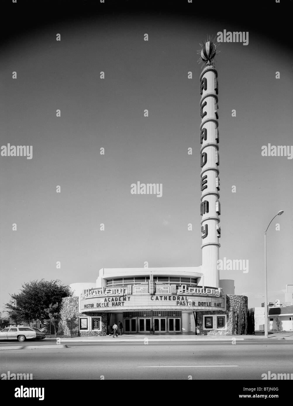 Movie theater marquee Black and White Stock Photos & Images Alamy
