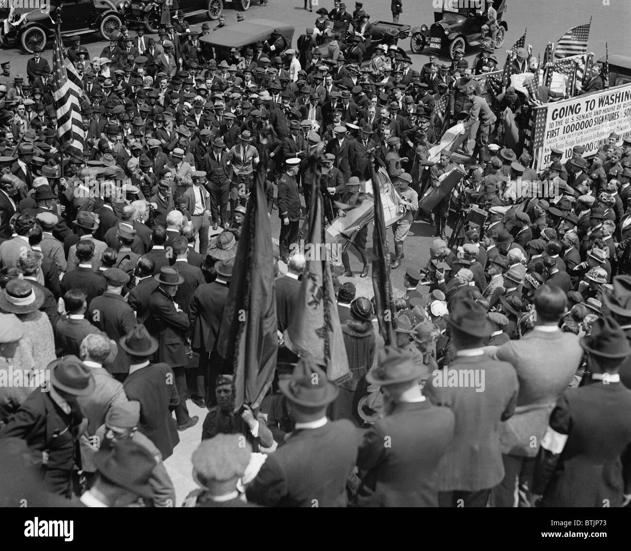 The Bonus March. 1922 demonstration by World War I veterans for government bonuses. In 1924 Congress voted to provide veterans Adjusted Compensation certificates, or bonuses, which were not scheduled for full payment until 1945. Stock Photo