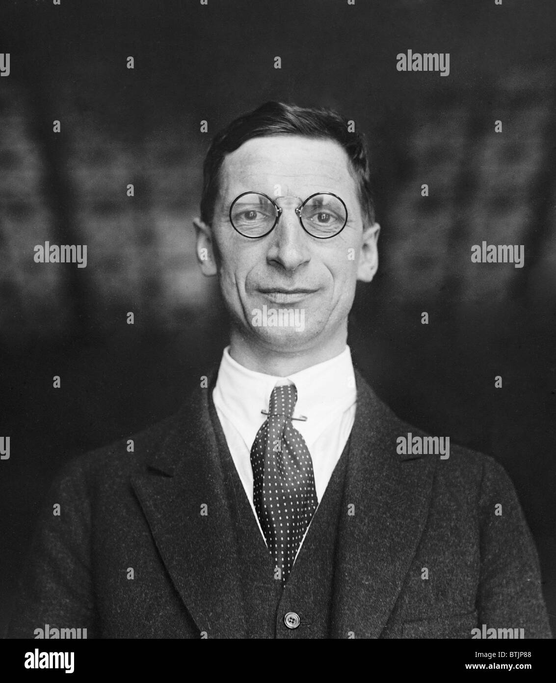 Eamon (Edward) De Valera (1882-1975), was president of Sinn Féin and in the United States to escape jail in Ireland and to raise funds for Irish Freedom in 1919. He returned to Ireland in 1921 and served in various offices, including Taoiseach and President of Ireland. Stock Photo