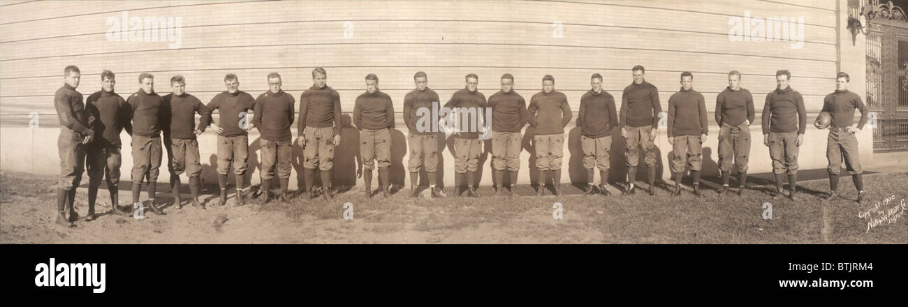 Football, Yale football team, circa 1908 Stock Photo Alamy