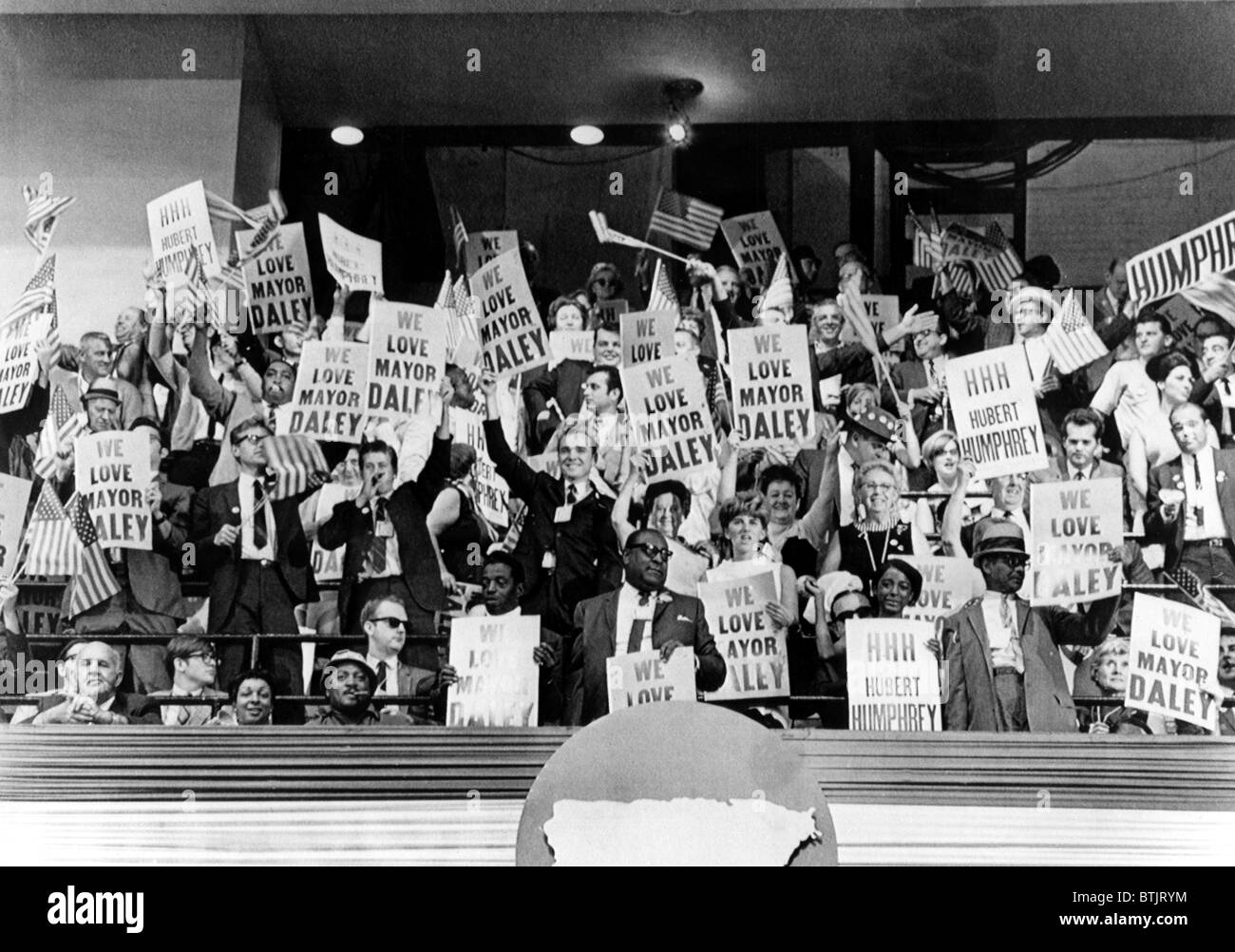 Richard J. Daley supporters, National Democratic Convention, Chicago, IL, 08-29-1968. Stock Photo