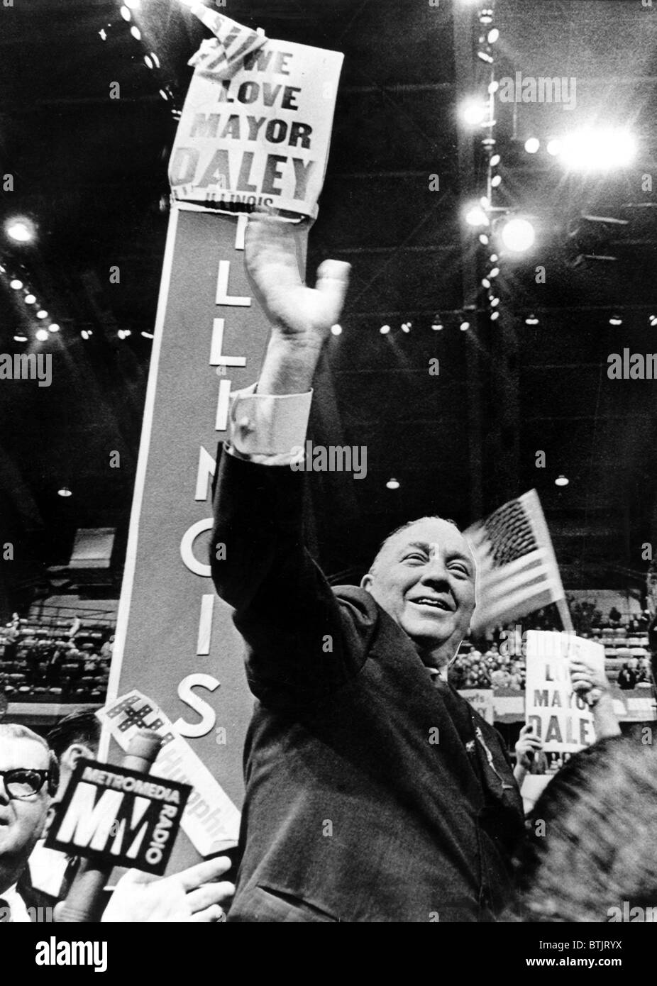 Richard J. Daley waves to supporters, National Democratic Convention, Chicago, IL, 08-29-1968. Stock Photo