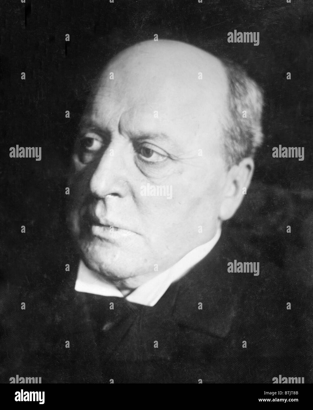 Henry James (1843-1916), American novelist who wrote about interactions of European and American societies and customs of the wealthy international sets. Stock Photo