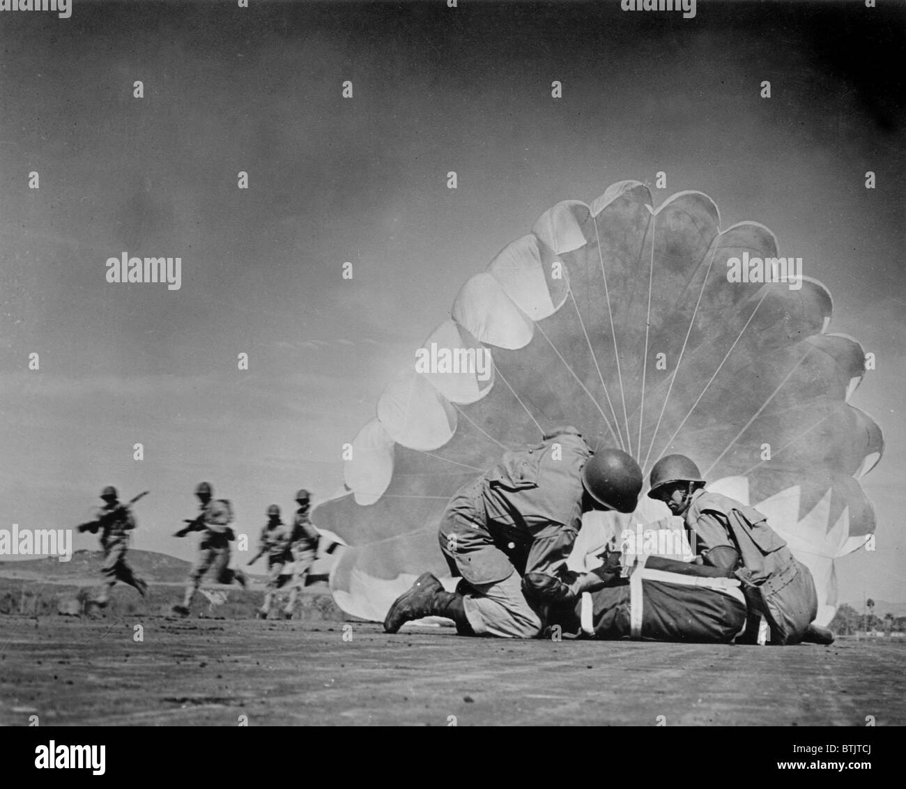 World War II, U.S. paratroopers in action, circa 1940-1946. Stock Photo